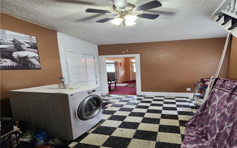 534 Broadway St, Masontown, 15461, 4 Bedrooms Bedrooms, 8 Rooms Rooms,1 BathroomBathrooms,Residential,For Sale,Broadway St,1703706