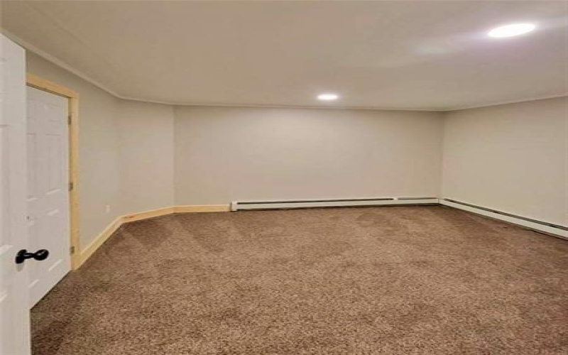 127 Main St, Somerset, 15501, ,Commercial-industrial-business,For Sale,Main St,1716943