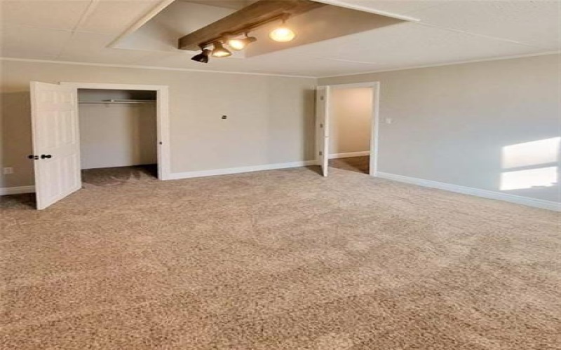 127 Main St, Somerset, 15501, ,Commercial-industrial-business,For Sale,Main St,1716943