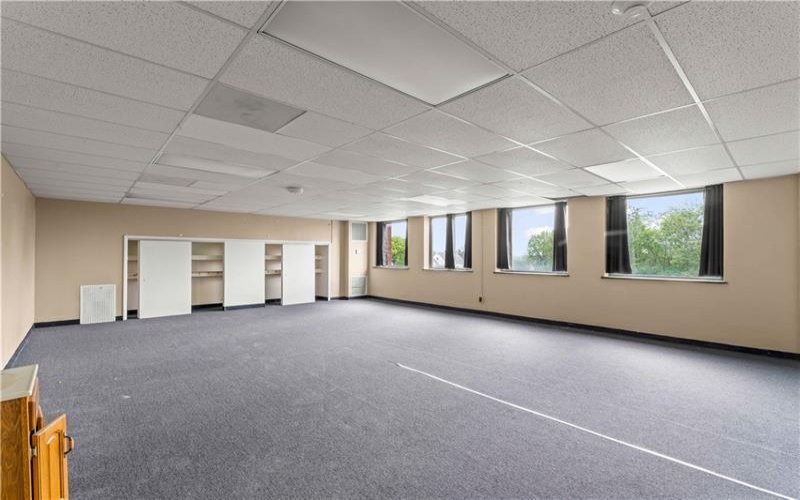 1530 Hillcrest Ave, Washington, 15301, ,Commercial-industrial-business,For Sale,Hillcrest Ave,1703778
