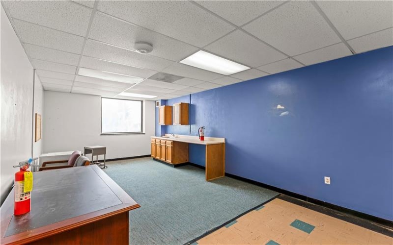 1530 Hillcrest Ave, Washington, 15301, ,Commercial-industrial-business,For Sale,Hillcrest Ave,1703778