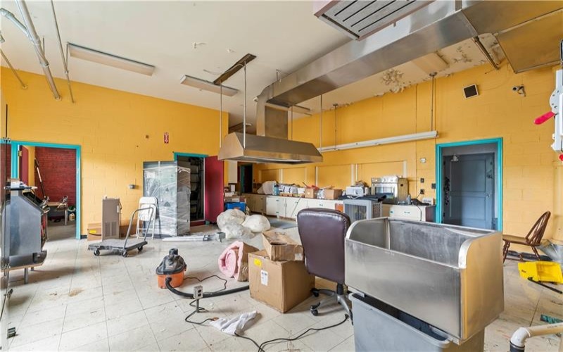 1530 Hillcrest Ave, Washington, 15301, ,Commercial-industrial-business,For Sale,Hillcrest Ave,1703778