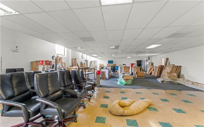 1530 Hillcrest Ave, Washington, 15301, ,Commercial-industrial-business,For Sale,Hillcrest Ave,1703778