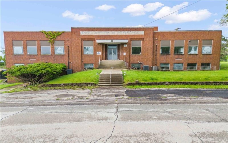 1530 Hillcrest Ave, Washington, 15301, ,Commercial-industrial-business,For Sale,Hillcrest Ave,1703778