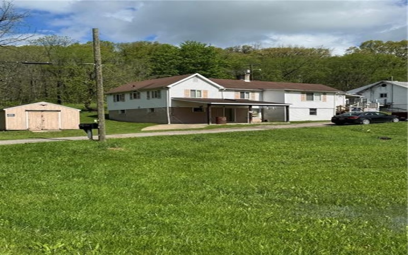 5 Navoski Ln, Burgettstown, 15021, 3 Bedrooms Bedrooms, ,2 BathroomsBathrooms,Residential,For Sale,Navoski Ln,1703838