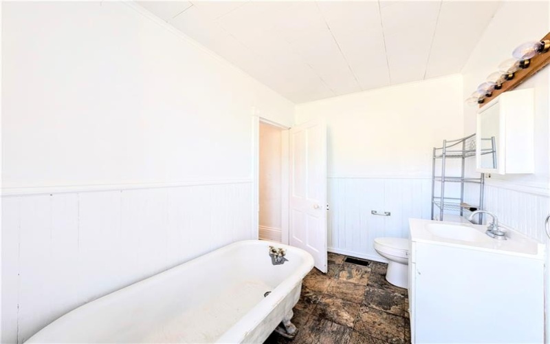 504 2nd Ave, Derry, 15627, 3 Bedrooms Bedrooms, 7 Rooms Rooms,2 BathroomsBathrooms,Residential,For Sale,2nd Ave,1716982