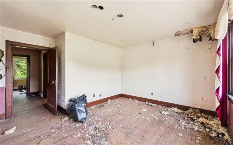 920 WASHINGTON ROAD, Washington, 15301, 3 Bedrooms Bedrooms, ,1 BathroomBathrooms,Residential,For Sale,WASHINGTON ROAD,1704212