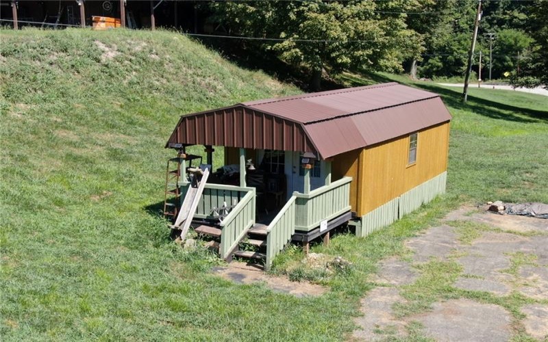 1041 Barr Run Rd, Marianna, 15345, 3 Bedrooms Bedrooms, 6 Rooms Rooms,2 BathroomsBathrooms,Residential,For Sale,Barr Run Rd,1717379