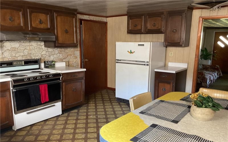 198 Keeny Row, New Salem, 15468, 3 Bedrooms Bedrooms, ,1 BathroomBathrooms,Residential,For Sale,Keeny Row,1704324