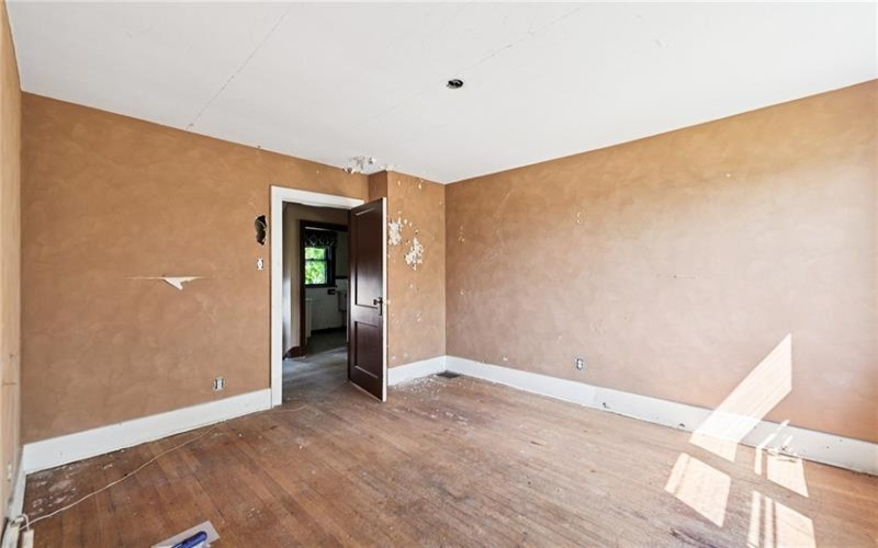 920 WASHINGTON ROAD, Washington, 15301, ,Commercial-industrial-business,For Sale,WASHINGTON ROAD,1704375