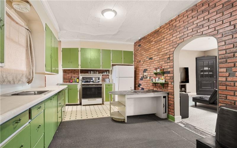 127 Main St, Somerset, 15501, ,Multi-unit,For Sale,Main St,1717473