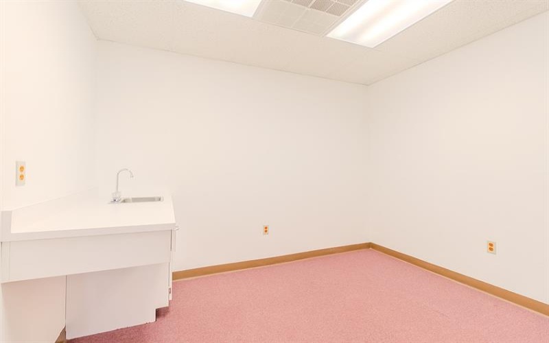 1027 Main St, Mount Pleasant, 15666, ,Commercial-industrial-business,For Sale,Main St,1704814