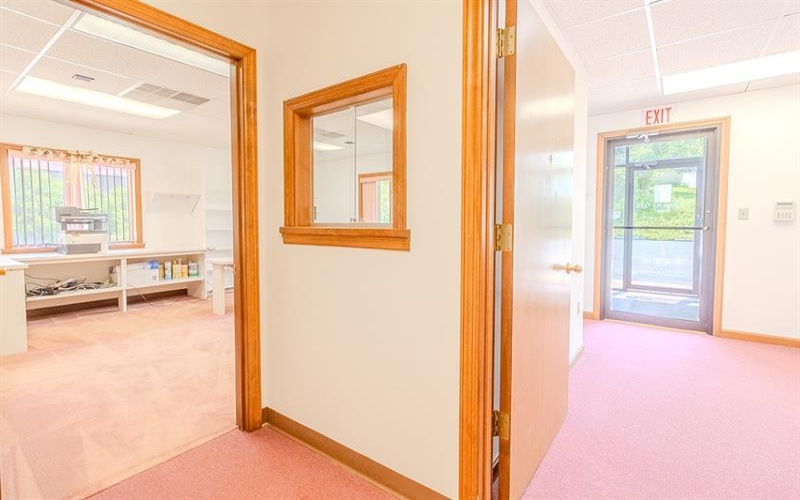 1027 Main St, Mount Pleasant, 15666, ,Commercial-industrial-business,For Sale,Main St,1704814