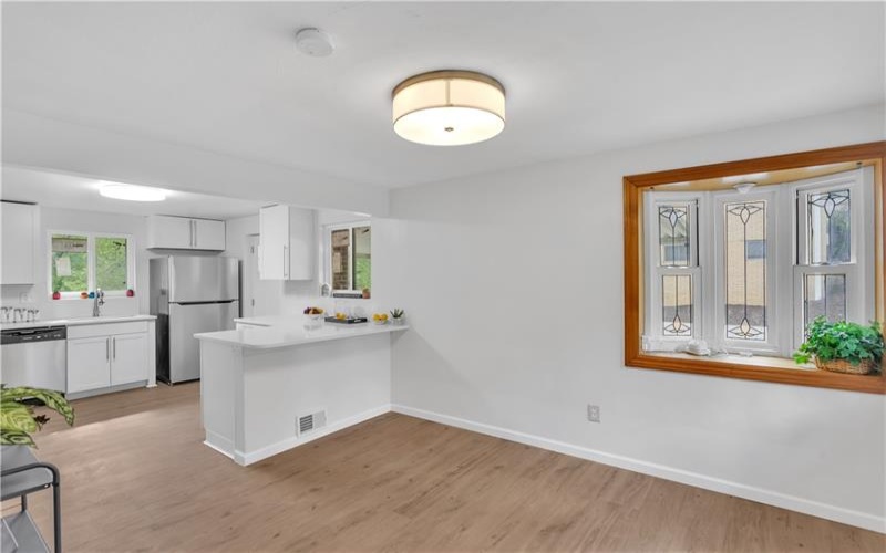 9830 DON DRIVE, Irwin, 15642, 3 Bedrooms Bedrooms, 10 Rooms Rooms,2 BathroomsBathrooms,Residential,For Sale,DON DRIVE,1704964
