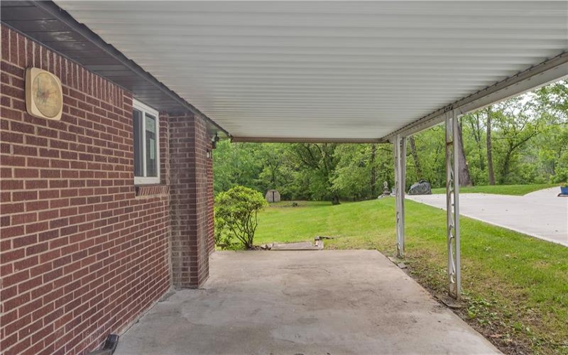 9830 DON DRIVE, Irwin, 15642, 3 Bedrooms Bedrooms, 10 Rooms Rooms,2 BathroomsBathrooms,Residential,For Sale,DON DRIVE,1704964