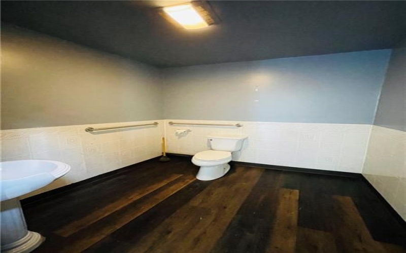 933 4th Ave, New Kensington, 15068, ,Commercial-industrial-business,For Sale,4th Ave,1705225