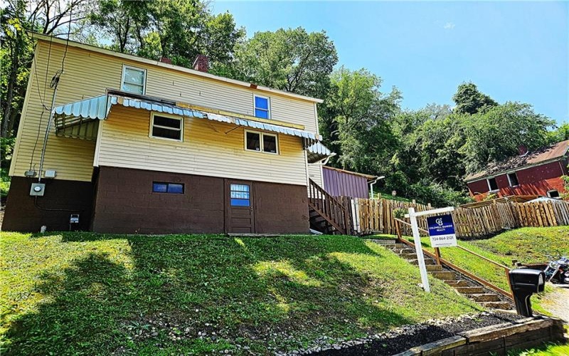 1243 2nd St, Brownsville, 15417, 3 Bedrooms Bedrooms, ,1 BathroomBathrooms,Residential,For Sale,2nd St,1705281