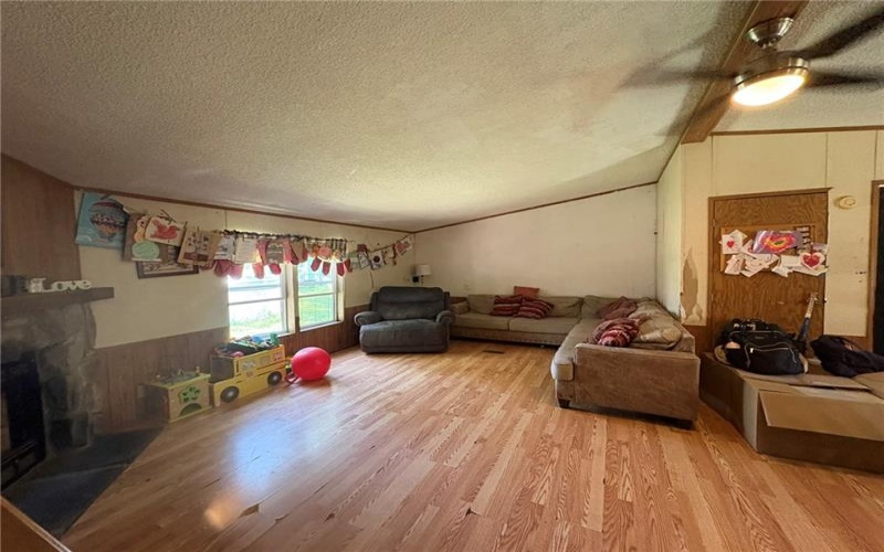 362 Hunters Lane, Export, 15632, 3 Bedrooms Bedrooms, 8 Rooms Rooms,1 BathroomBathrooms,Residential,For Sale,Hunters Lane,1717941