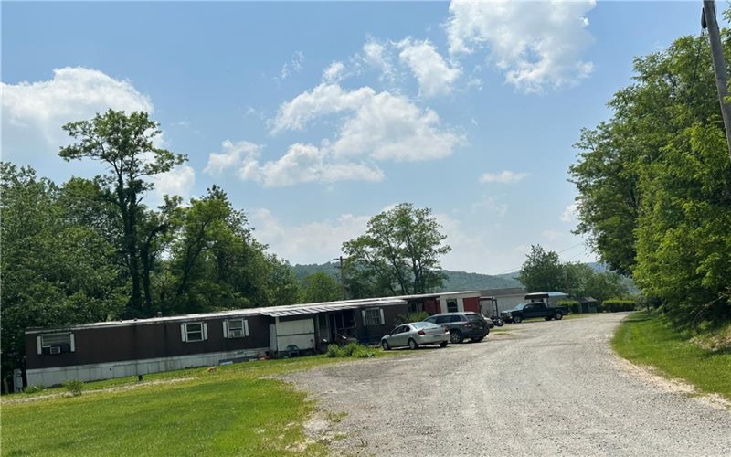 1389 Indian Creek Valley Road, Melcroft, 15462, ,Multi-unit,For Sale,Indian Creek Valley Road,1705799