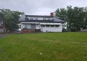 615 Morgantown Road, Uniontown, 15401, 4 Bedrooms Bedrooms, 9 Rooms Rooms,1.1 BathroomsBathrooms,Residential,For Sale,Morgantown Road,1705857