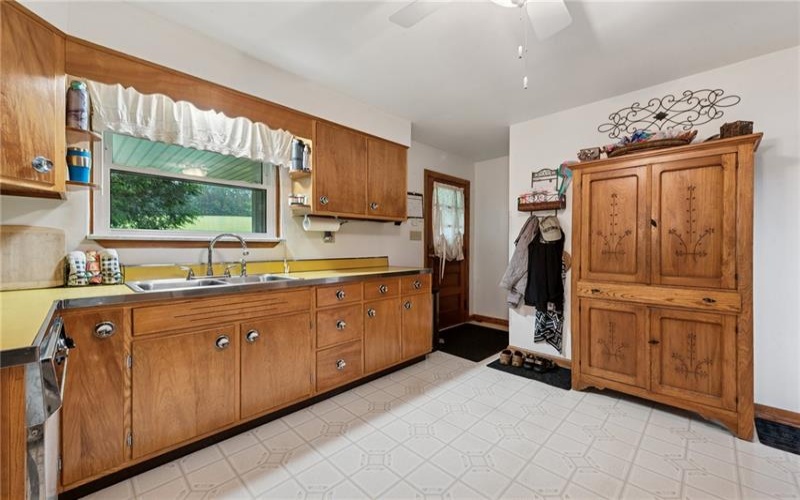 234 Ankney Hill Rd, Acme, 15610, 3 Bedrooms Bedrooms, ,1.1 BathroomsBathrooms,Residential,For Sale,Ankney Hill Rd,1705865