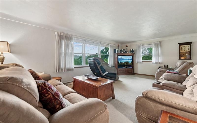 234 Ankney Hill Rd, Acme, 15610, 3 Bedrooms Bedrooms, ,1.1 BathroomsBathrooms,Residential,For Sale,Ankney Hill Rd,1705865
