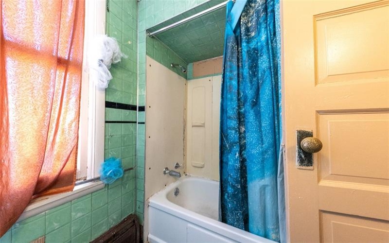 401 5th St, Charleroi, 15022, ,Multi-unit,For Sale,5th St,1718425