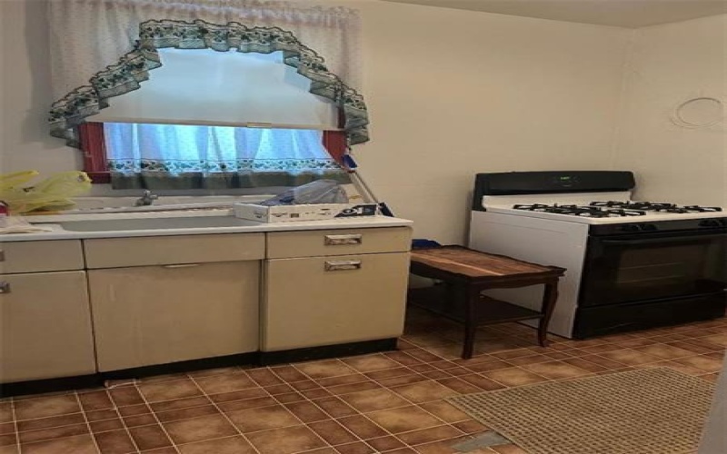204 2nd Street, 15085, 15085, 2 Bedrooms Bedrooms, 6 Rooms Rooms,1.1 BathroomsBathrooms,Residential,For Sale,2nd Street,1718453