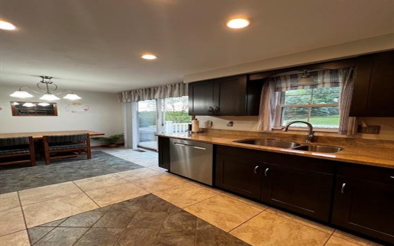 516 Chestnut Ridge Rd, Washinton, 15301, 3 Bedrooms Bedrooms, 9 Rooms Rooms,2 BathroomsBathrooms,Residential,For Sale,Chestnut Ridge Rd,1706121