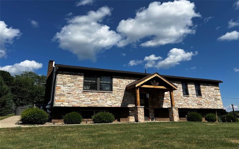516 Chestnut Ridge Rd, Washinton, 15301, 3 Bedrooms Bedrooms, 9 Rooms Rooms,2 BathroomsBathrooms,Residential,For Sale,Chestnut Ridge Rd,1706121