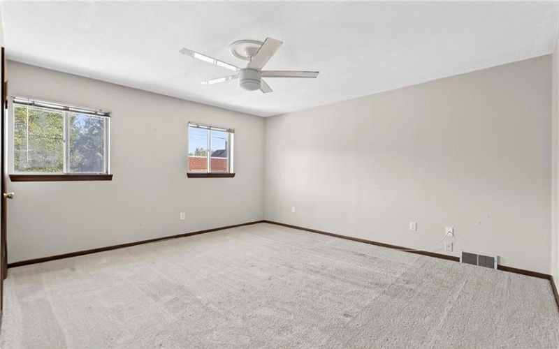 102, 104, 106, 108 9th Street, Monongahela, 15063, 2 Bedrooms Bedrooms, 5 Rooms Rooms,1.1 BathroomsBathrooms,Residential,For Sale,9th Street,1718597