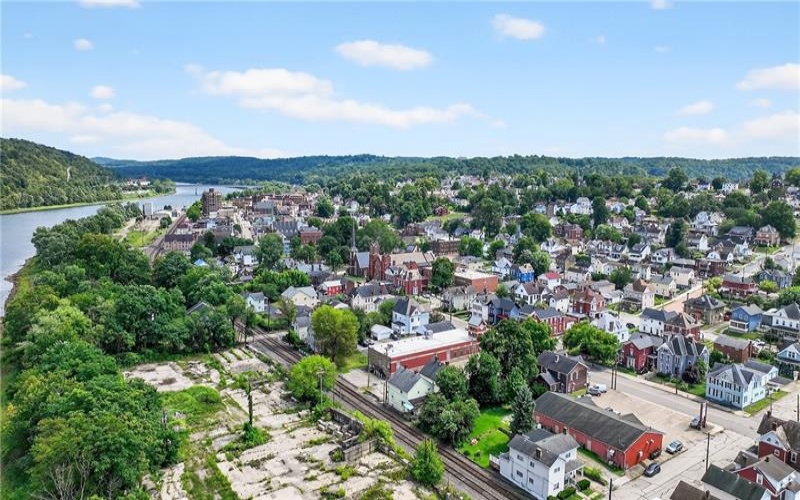 102, 104, 106, 108 9th Street, Monongahela, 15063, 2 Bedrooms Bedrooms, 5 Rooms Rooms,1.1 BathroomsBathrooms,Residential,For Sale,9th Street,1718597