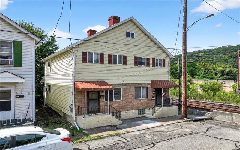 102, 104, 106, 108 9th Street, Monongahela, 15063, 2 Bedrooms Bedrooms, 5 Rooms Rooms,1.1 BathroomsBathrooms,Residential,For Sale,9th Street,1718597