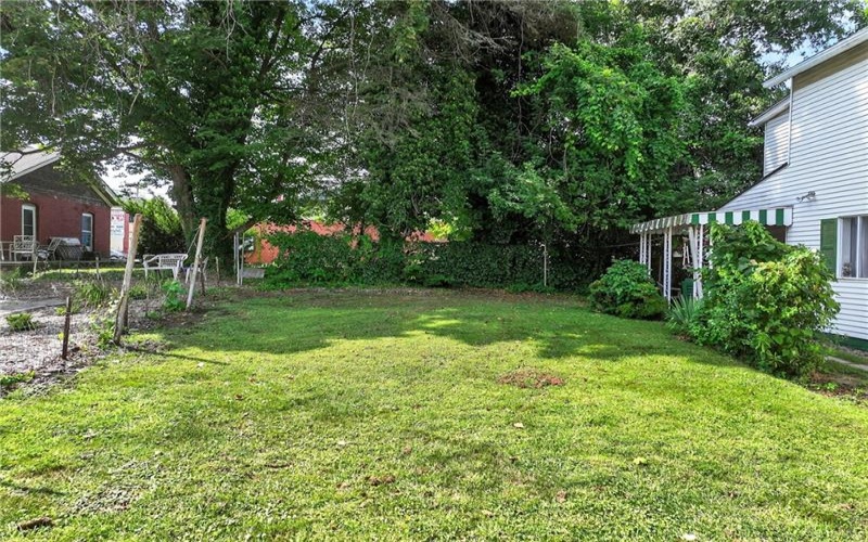 102, 104, 106, 108 9th Street, Monongahela, 15063, 2 Bedrooms Bedrooms, 5 Rooms Rooms,1.1 BathroomsBathrooms,Residential,For Sale,9th Street,1718597
