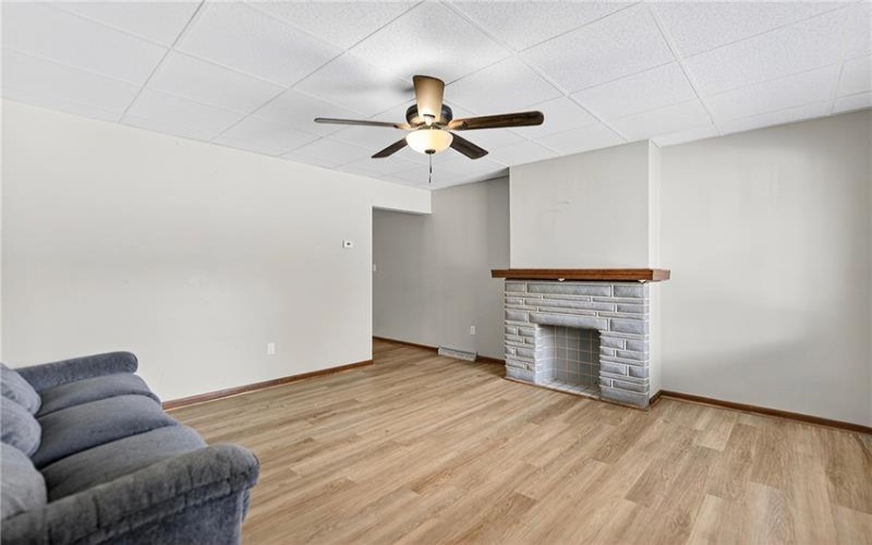 102, 104, 106, 108 9th Street, Monongahela, 15063, 2 Bedrooms Bedrooms, 5 Rooms Rooms,1.1 BathroomsBathrooms,Residential,For Sale,9th Street,1718597