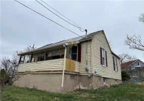 80 Caldwell Ave, Washington, 15301, 2 Bedrooms Bedrooms, 5 Rooms Rooms,1 BathroomBathrooms,Residential,For Sale,Caldwell Ave,1706150
