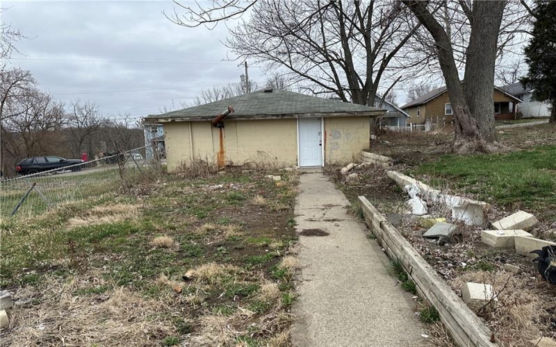 80 Caldwell Ave, Washington, 15301, 2 Bedrooms Bedrooms, 5 Rooms Rooms,1 BathroomBathrooms,Residential,For Sale,Caldwell Ave,1706150
