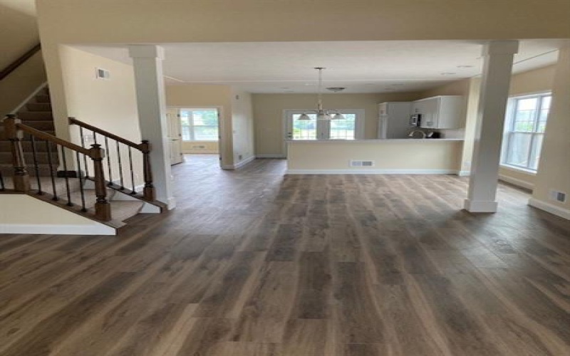 4055 Briarwood Dr, Jeannette, 15644, 2 Bedrooms Bedrooms, 9 Rooms Rooms,3 BathroomsBathrooms,Residential,For Sale,Briarwood Dr,1706154