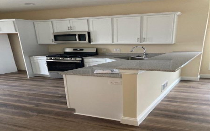 4055 Briarwood Dr, Jeannette, 15644, 2 Bedrooms Bedrooms, 9 Rooms Rooms,3 BathroomsBathrooms,Residential,For Sale,Briarwood Dr,1706154