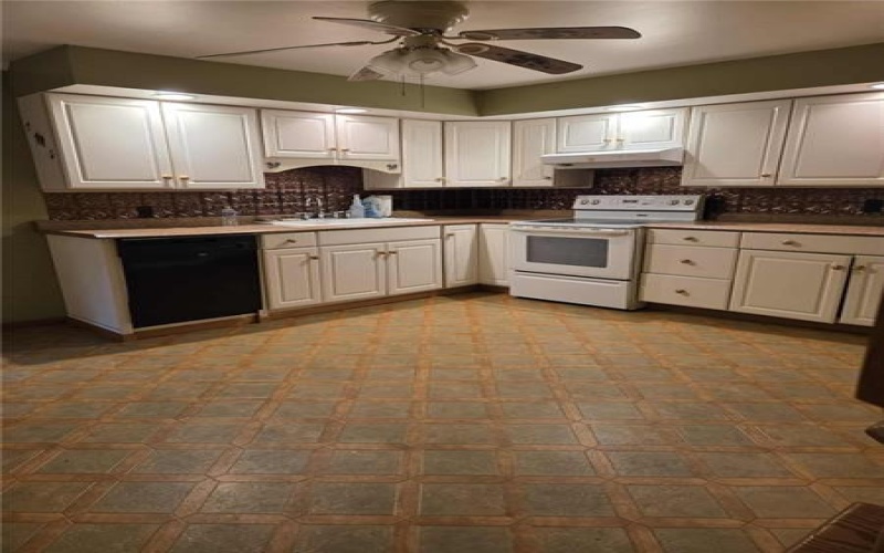 255 Francis Mine State Rd, Burgettstown, 15021, 2 Bedrooms Bedrooms, ,1 BathroomBathrooms,Residential,For Sale,Francis Mine State Rd,1718661