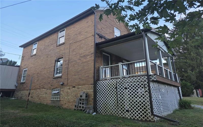 255 Francis Mine State Rd, Burgettstown, 15021, 2 Bedrooms Bedrooms, ,1 BathroomBathrooms,Residential,For Sale,Francis Mine State Rd,1718661