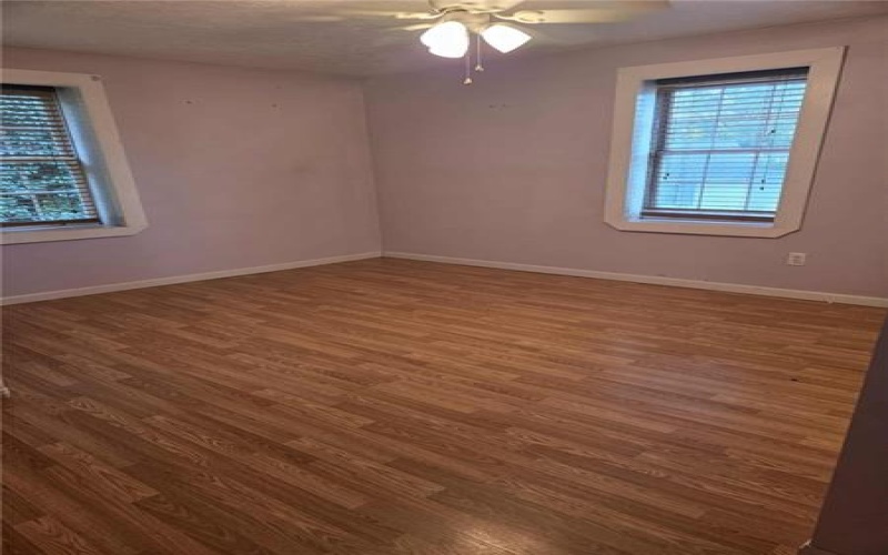 255 Francis Mine State Rd, Burgettstown, 15021, 2 Bedrooms Bedrooms, ,1 BathroomBathrooms,Residential,For Sale,Francis Mine State Rd,1718661