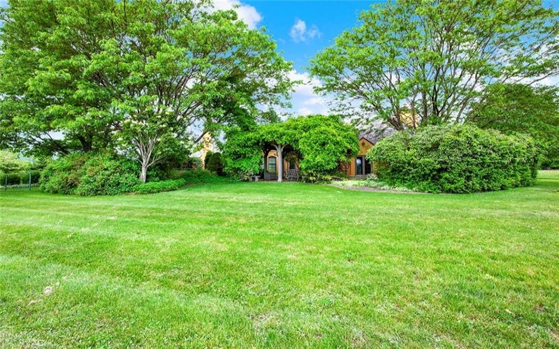 274 Rector Rd, Ligonier, 15658, 3 Bedrooms Bedrooms, 9 Rooms Rooms,3.1 BathroomsBathrooms,Residential,For Sale,Rector Rd,1706439