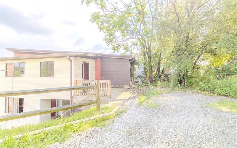 5801 Lincoln Ave, Export, 15632, ,Multi-unit,For Sale,Lincoln Ave,1706897