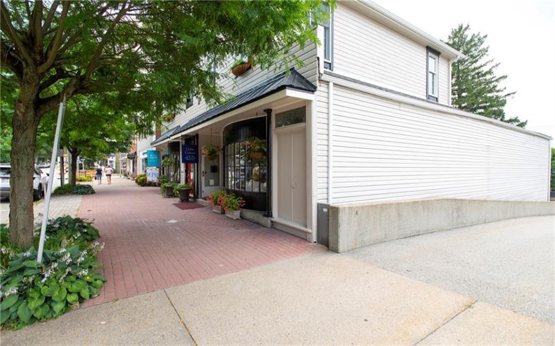 137 Main St, Ligonier, 15658, ,Commercial-industrial-business,For Sale,Main St,1718774