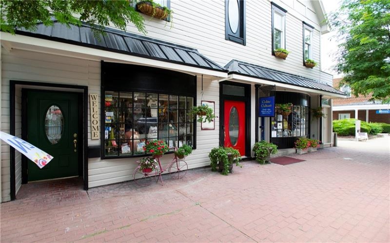 137 Main St, Ligonier, 15658, ,Commercial-industrial-business,For Sale,Main St,1718774