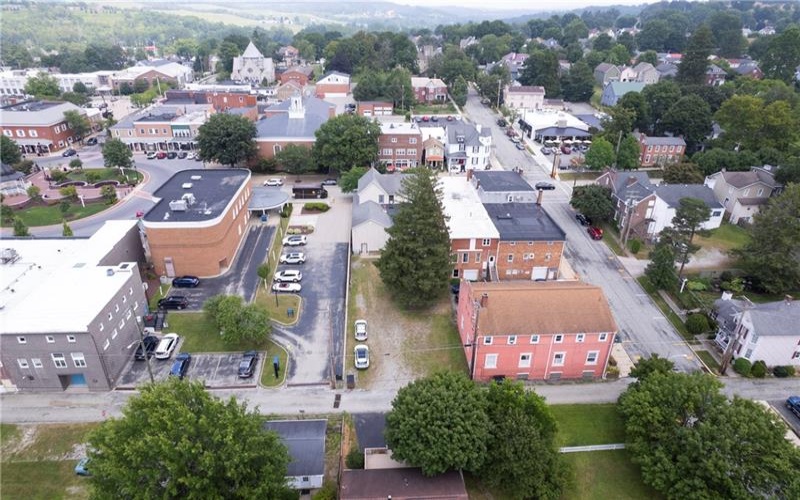 137 Main St, Ligonier, 15658, ,Commercial-industrial-business,For Sale,Main St,1718774