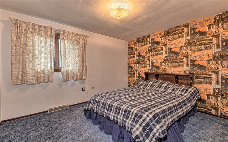 112 Friendship Lane, Greensburg, 15601, 3 Bedrooms Bedrooms, 9 Rooms Rooms,2.1 BathroomsBathrooms,Residential,For Sale,Friendship Lane,1718824