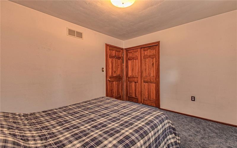 112 Friendship Lane, Greensburg, 15601, 3 Bedrooms Bedrooms, 9 Rooms Rooms,2.1 BathroomsBathrooms,Residential,For Sale,Friendship Lane,1718824