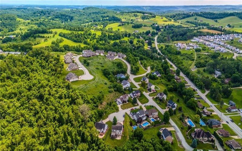 740 Sandstone Way, ROSTRAVER TWP, 15012, 3 Bedrooms Bedrooms, 7 Rooms Rooms,2.1 BathroomsBathrooms,Residential,For Sale,Sandstone Way,1707152